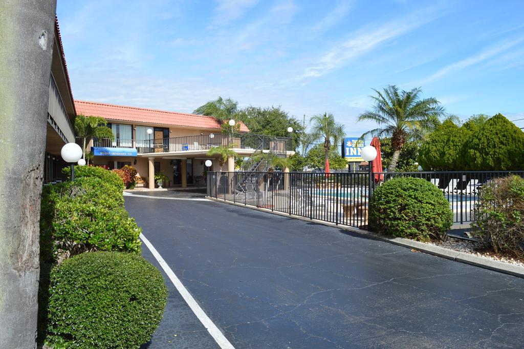 Tarpon Shores Inn Tarpon Springs Exterior foto