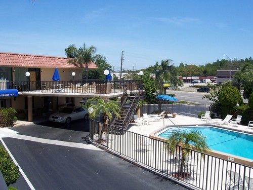 Tarpon Shores Inn Tarpon Springs Exterior foto